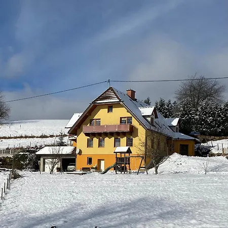 Biohof Kroisleitner Rundumblick شقة *